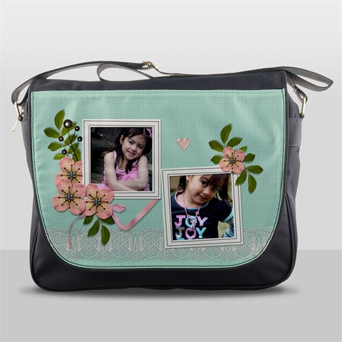 Messenger Bag Front