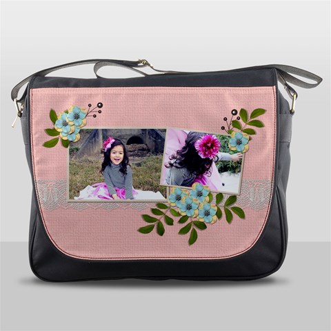 Messenger Bag Front