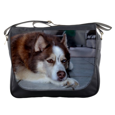 Messenger Bag Front