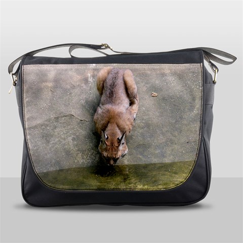 Messenger Bag Front