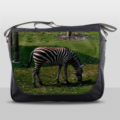 Messenger Bag Front