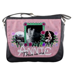 This is me! - Messenger Bag