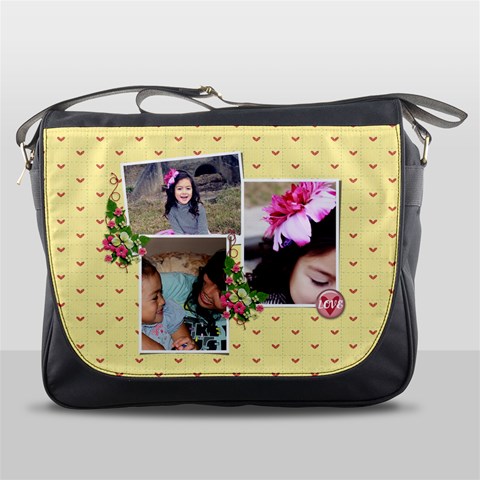 Messenger Bag Front