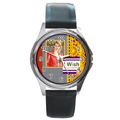 wish day - Round Metal Watch