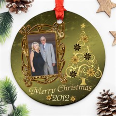 Gold Christmas round ornament - Ornament (Round)