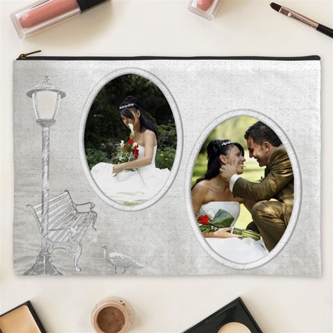 Love Cosmetic Bag (xxxl) By Deborah Front