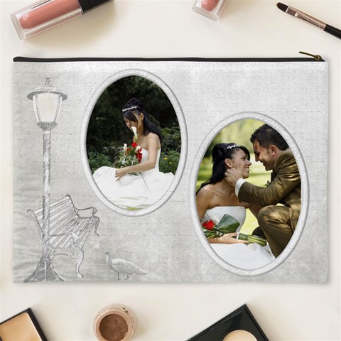 Love Cosmetic Bag (xxxl) By Deborah Back